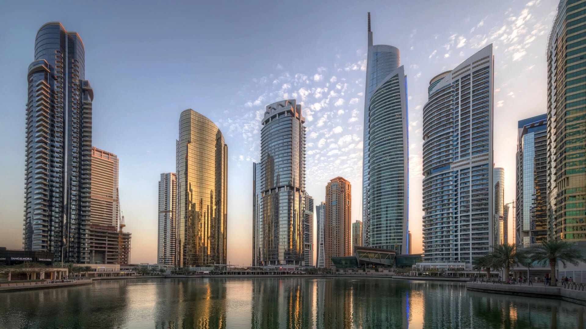 4) Jumeirah Lakes Towers (JLT)